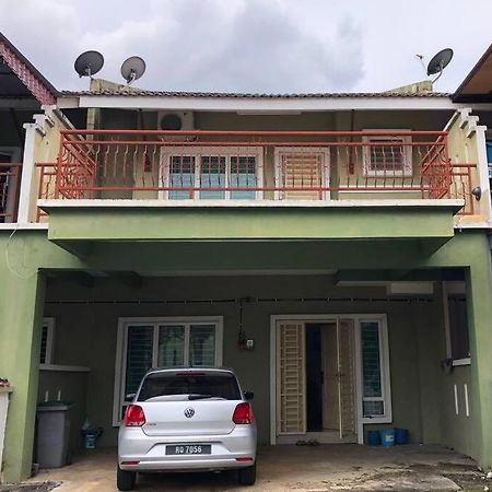 Nice Seremban 2 1/2 Storey House With 4 Rooms Zewnętrze zdjęcie